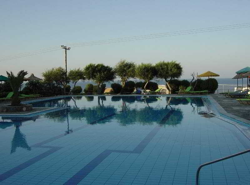 Semiramis Village Hotel