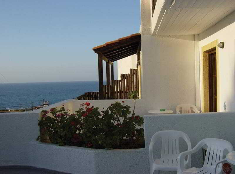Semiramis Village Hotel