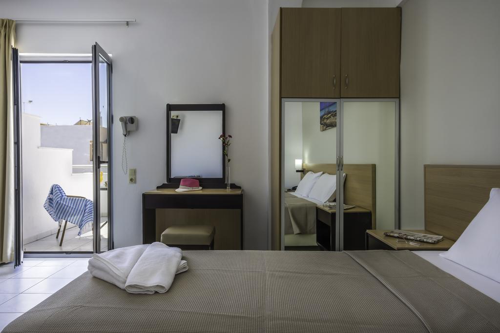 Sergios Hotel - Adults Friendly