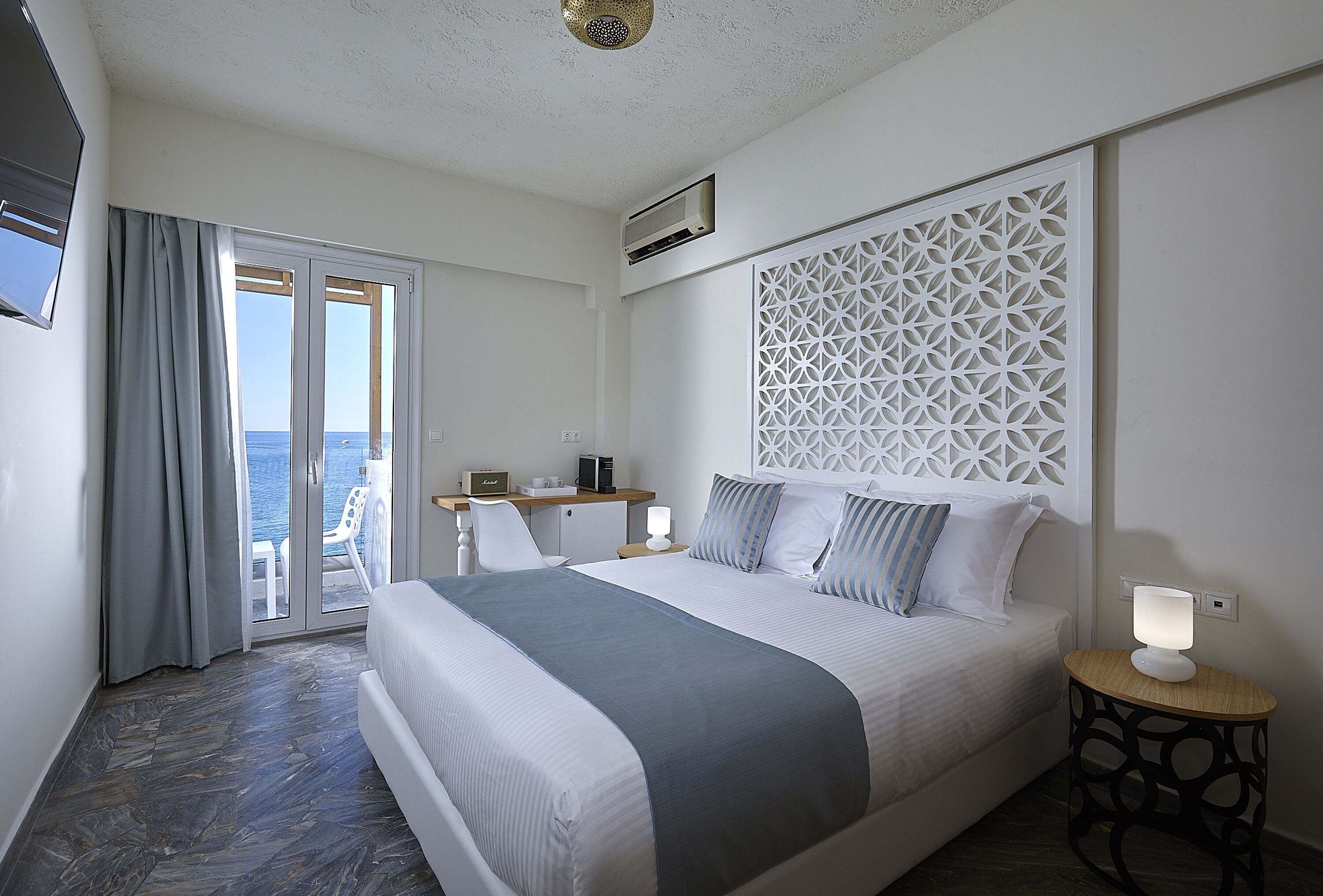 Vasia Boulevard Hotel
