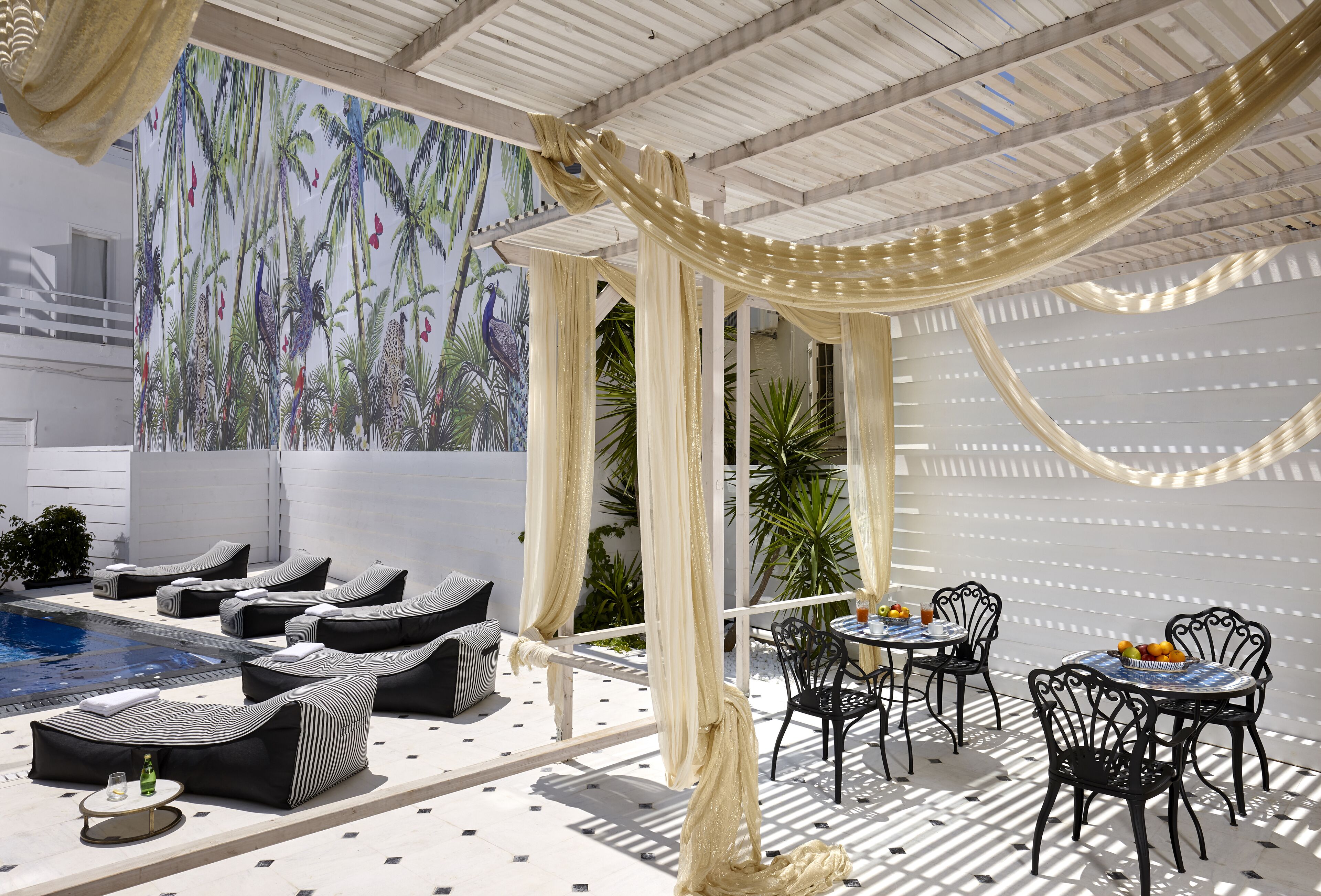 Vasia Boulevard Hotel