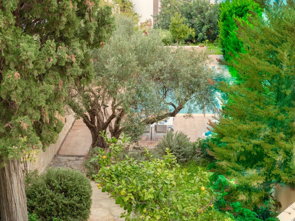 Villa Loukia