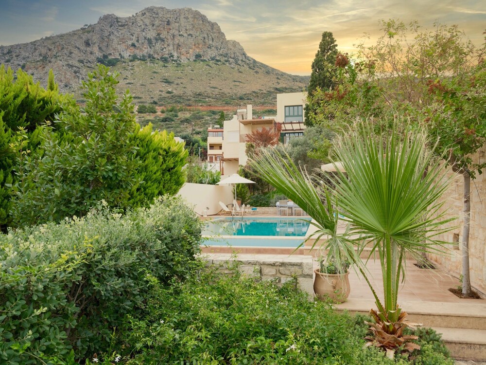 Villa Loukia