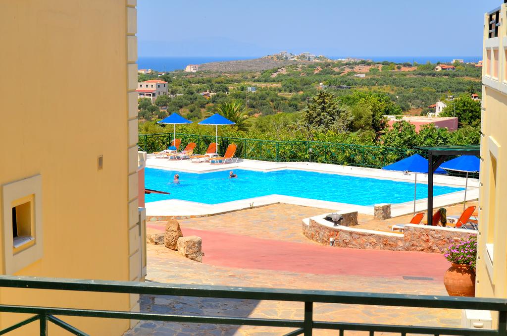 Aloni Suites