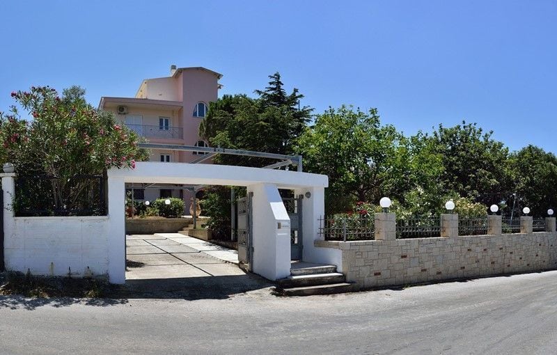 Chrysiida Luxury Suites