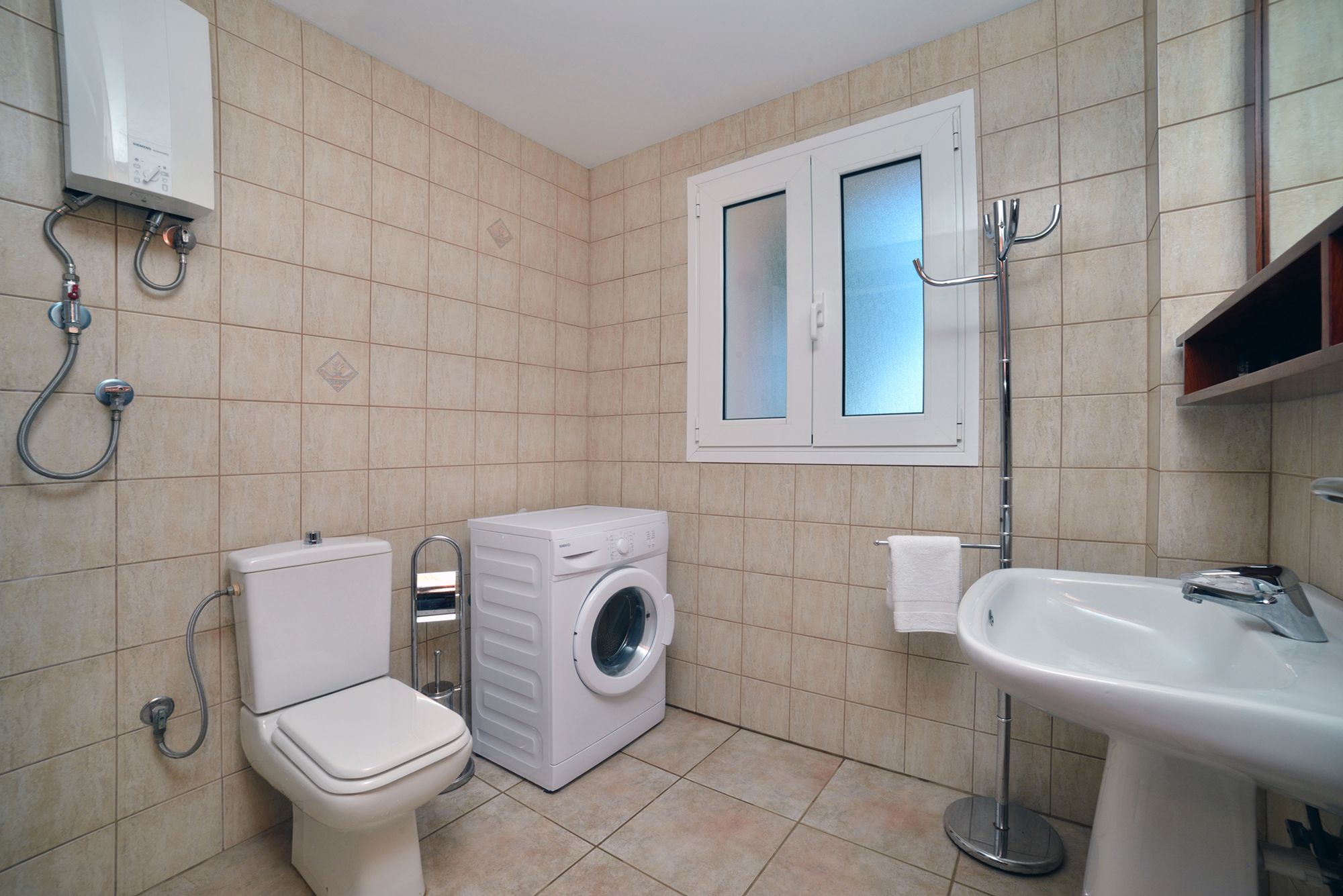 Chrysiida Luxury Suites