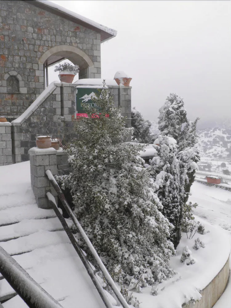 Lefkoritis Resort