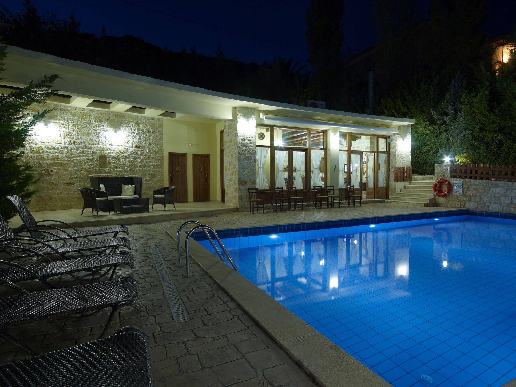 Traditional House Petronikolis