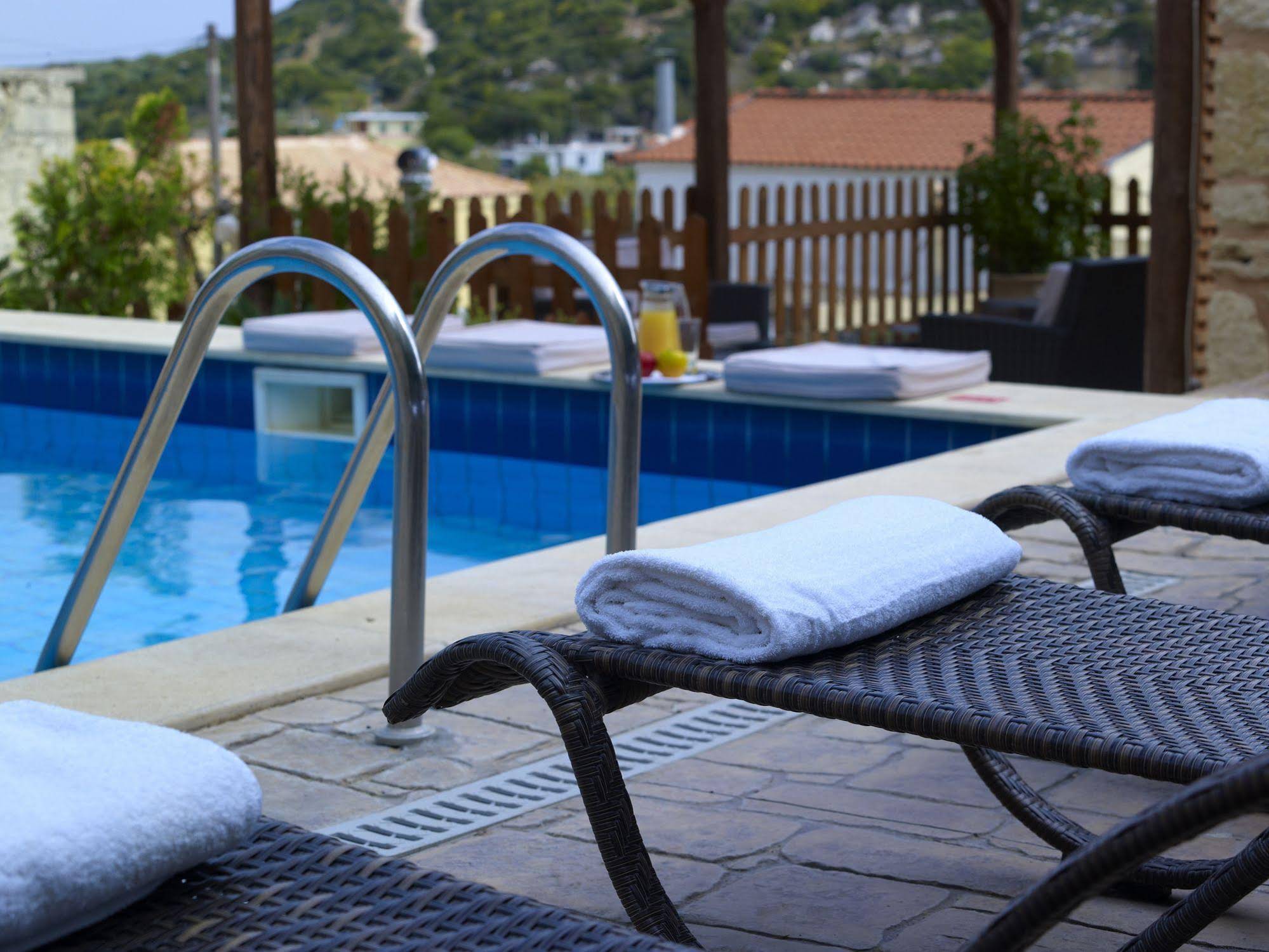 Traditional House Petronikolis