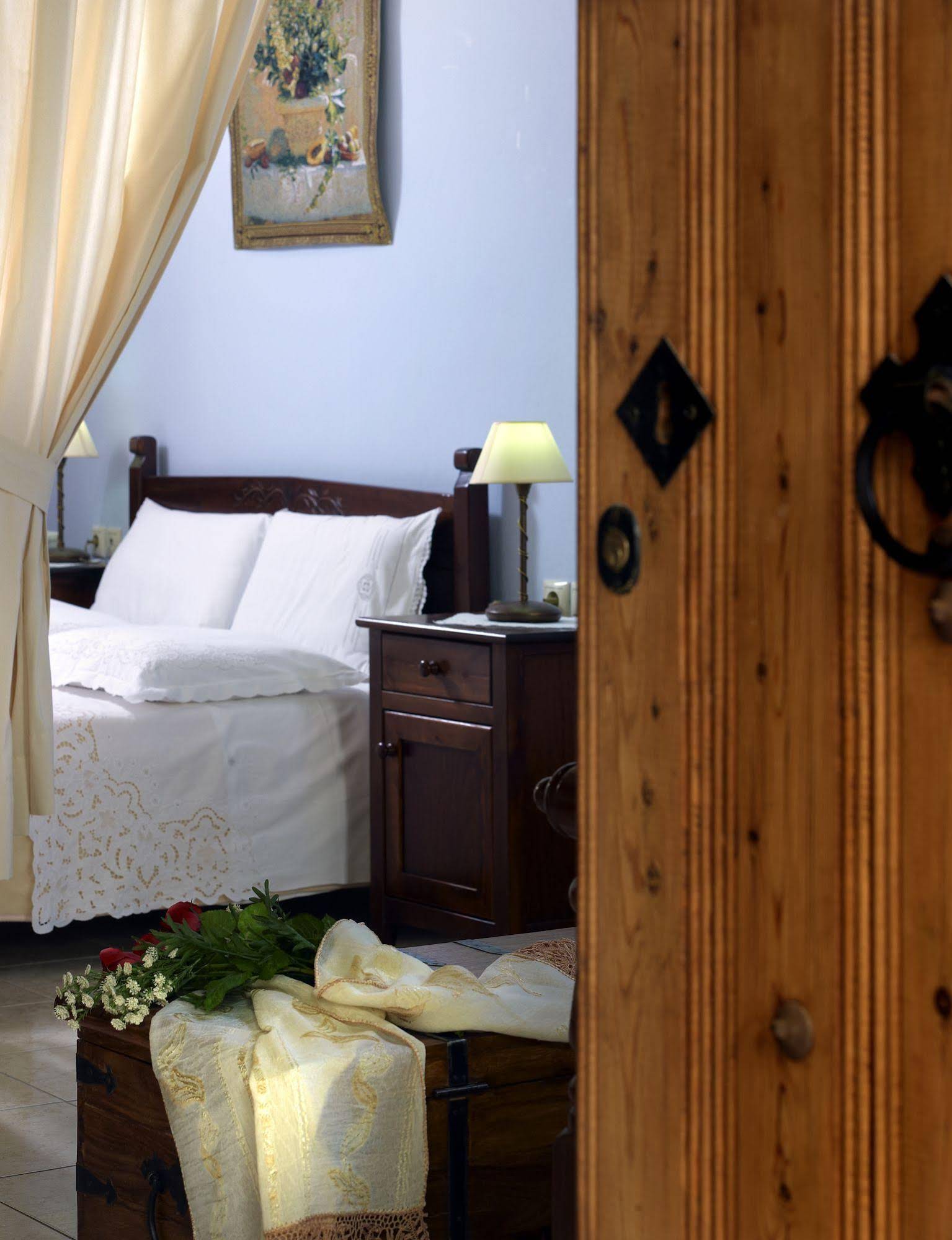 Traditional House Petronikolis