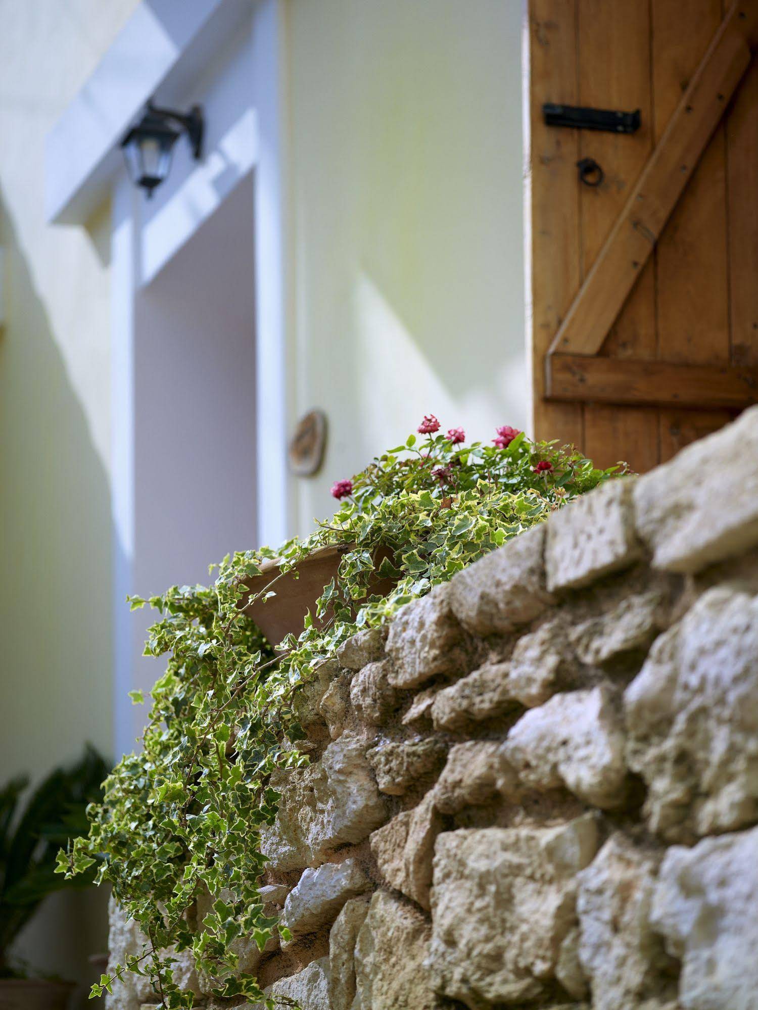 Traditional House Petronikolis