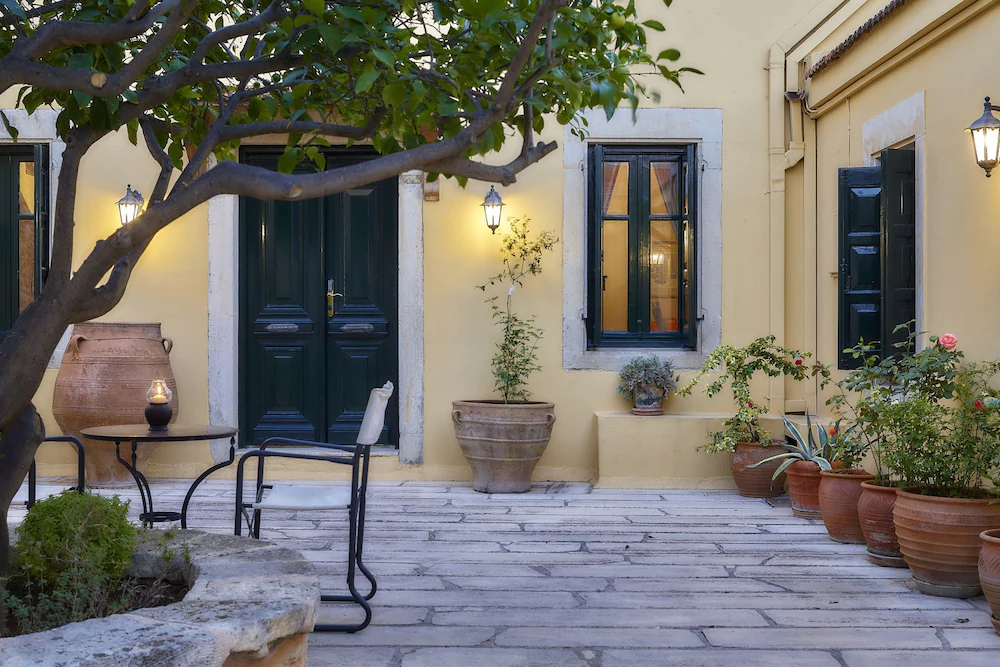 Castello Villa Daphnes