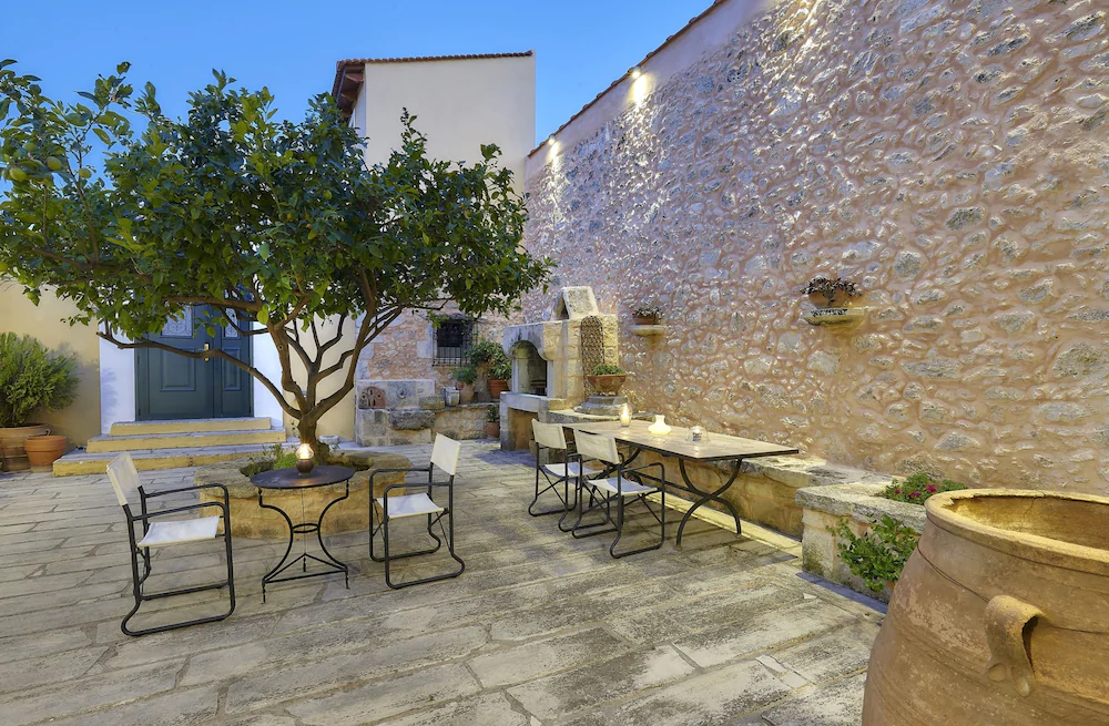 Castello Villa Daphnes