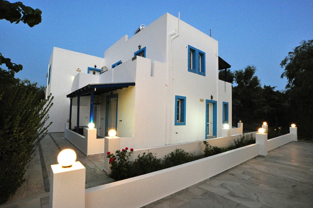 Anna-Ageliki Apartments