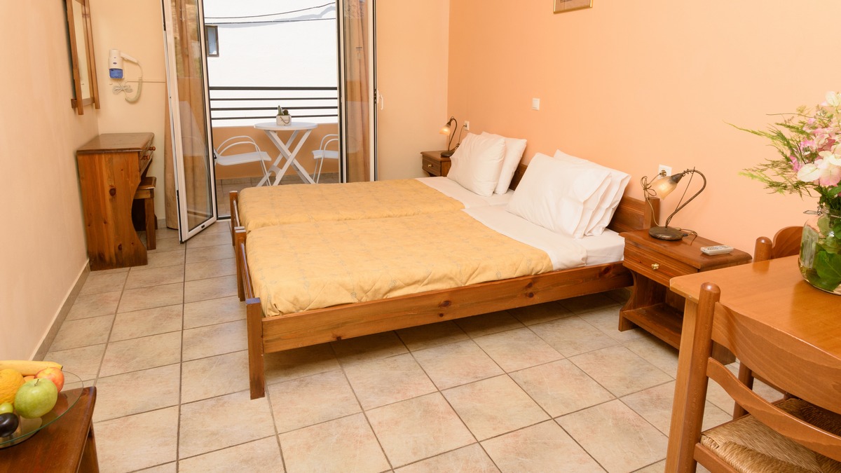Argyro Apartments & Studios