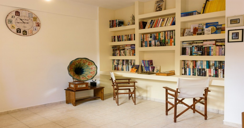 Argyro Apartments & Studios