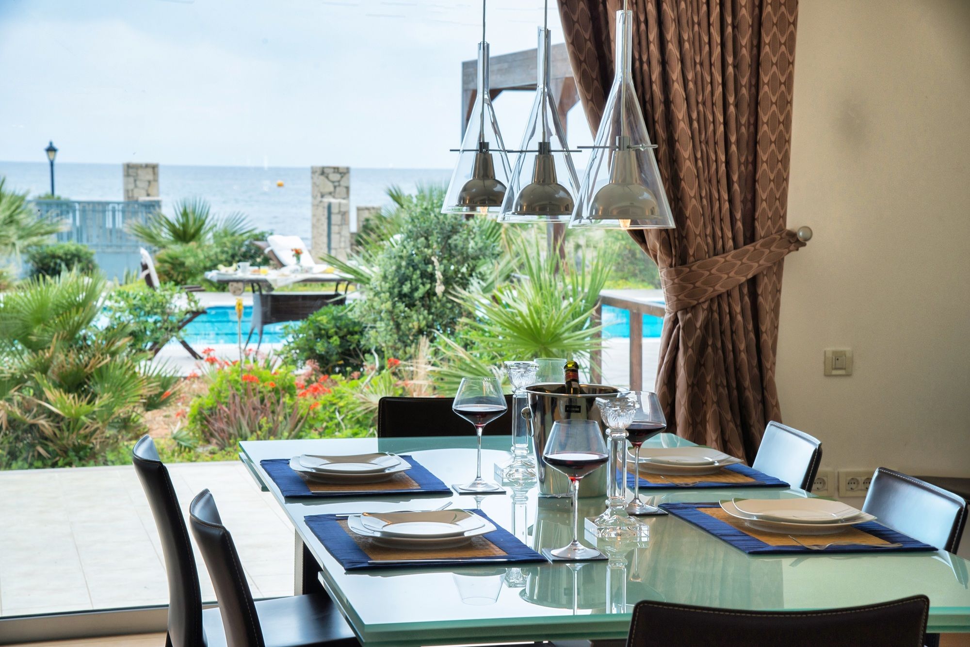 Cretan Beachfront Villas