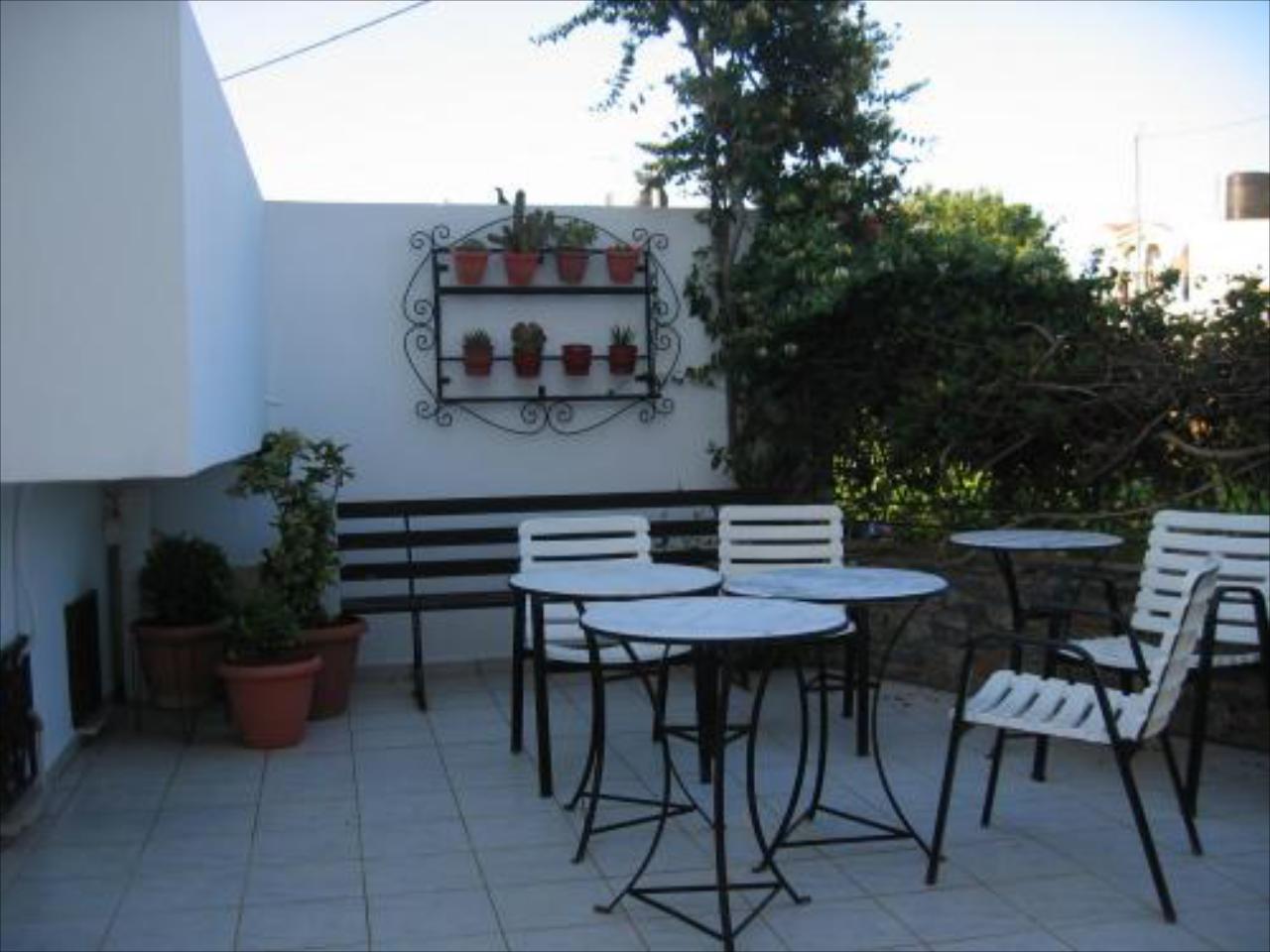 Palemilos Apartments