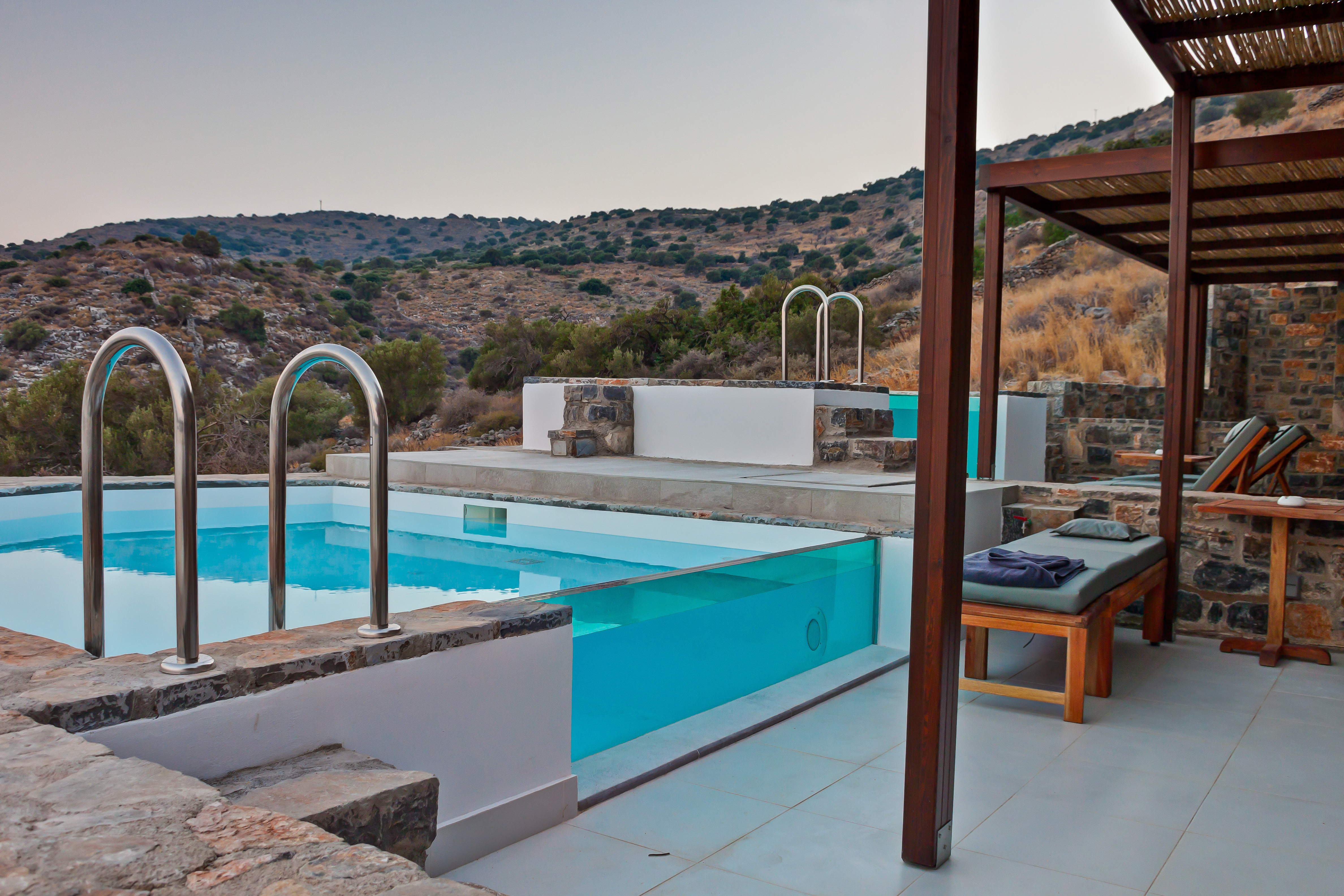Royal Marmin Bay Boutique & Art Hotel