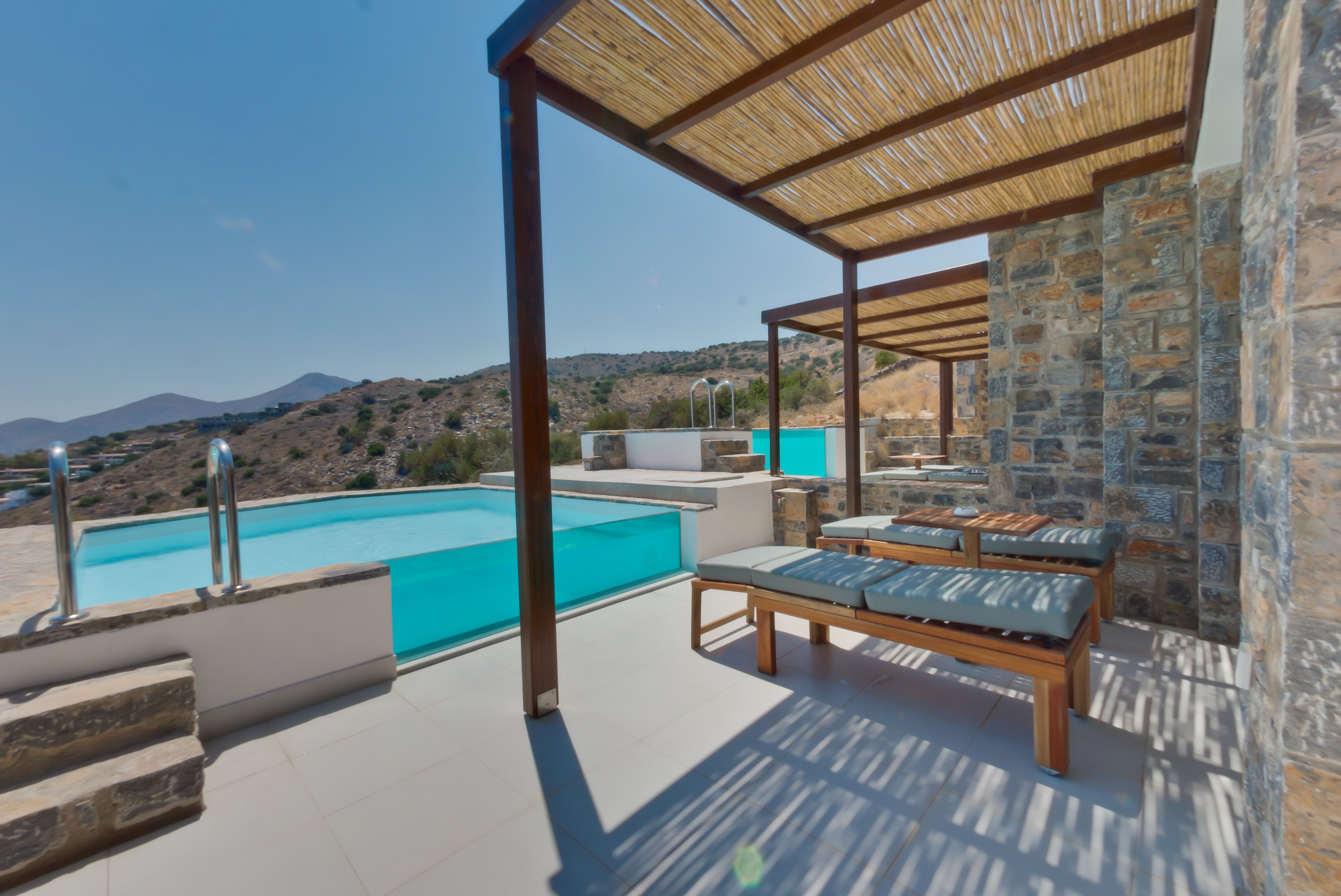 Royal Marmin Bay Boutique & Art Hotel