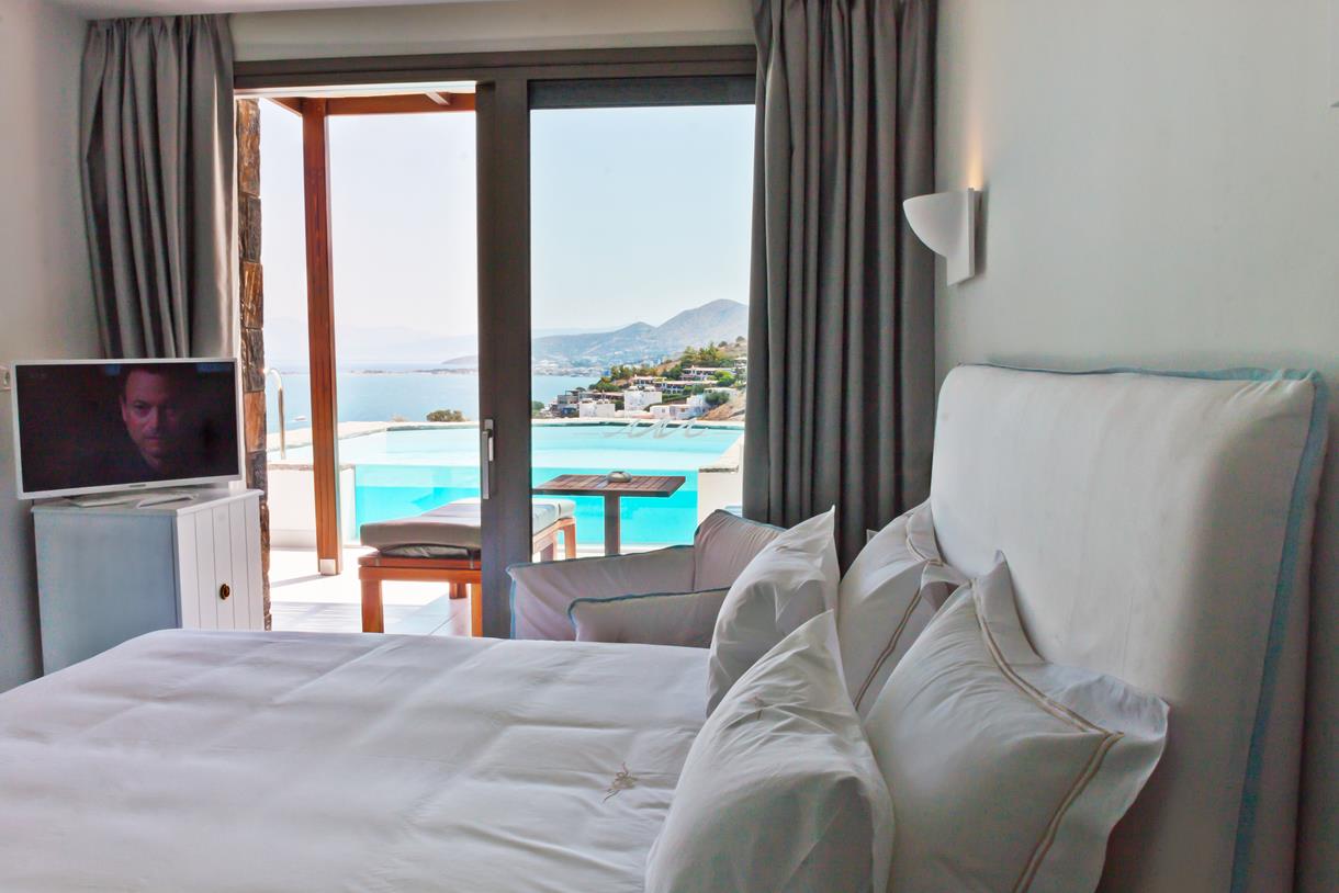 Royal Marmin Bay Boutique & Art Hotel