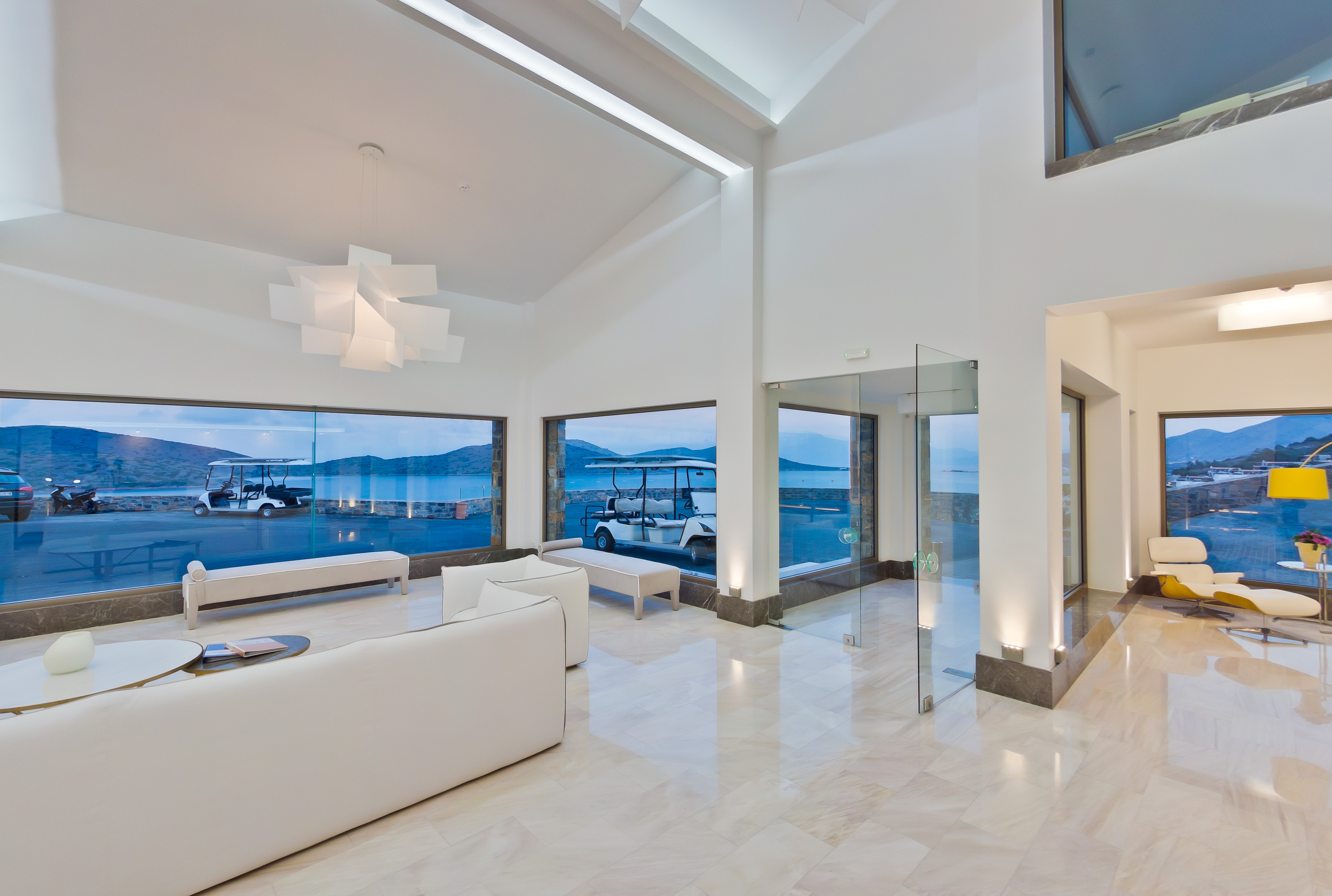Royal Marmin Bay Boutique & Art Hotel