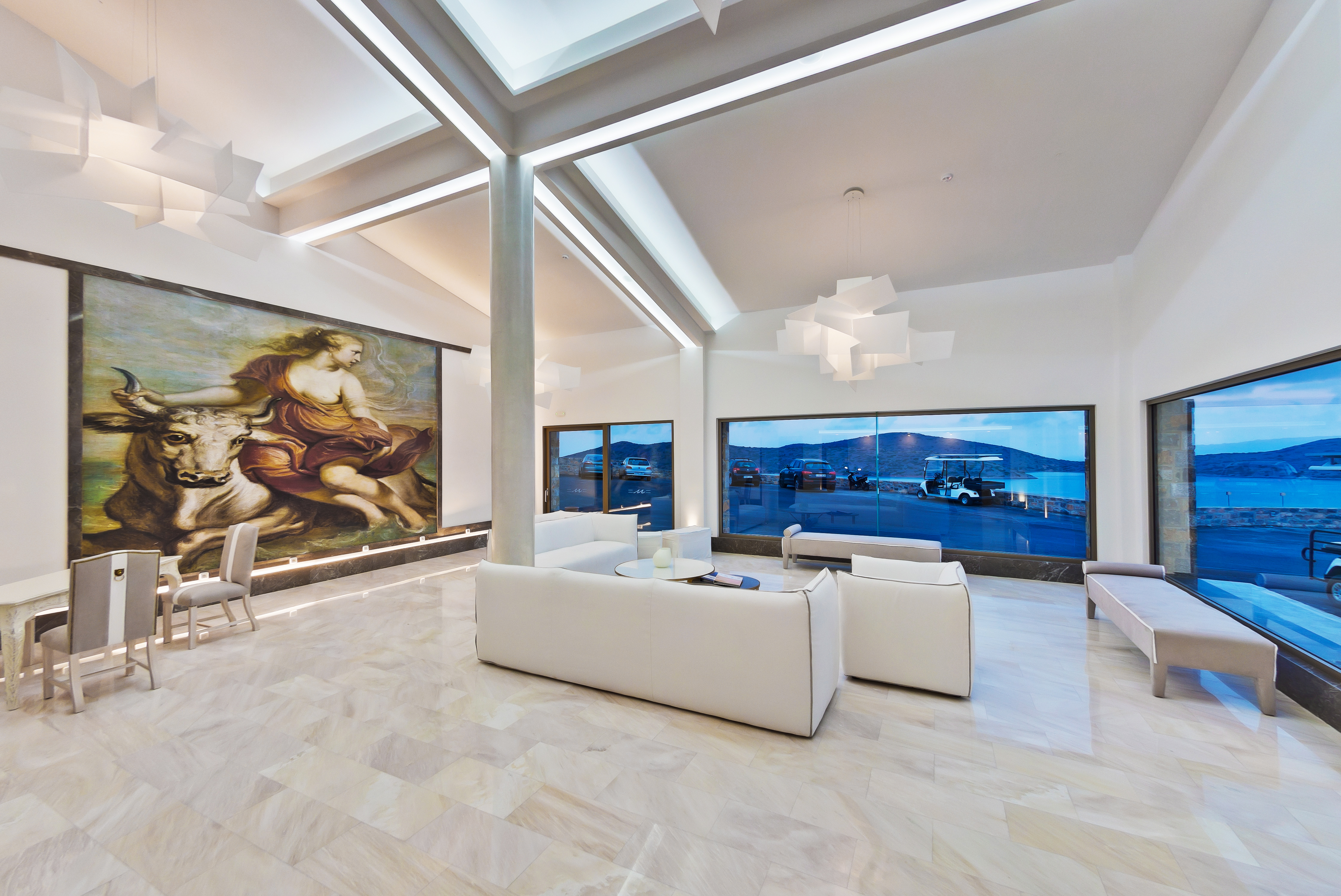 Royal Marmin Bay Boutique & Art Hotel