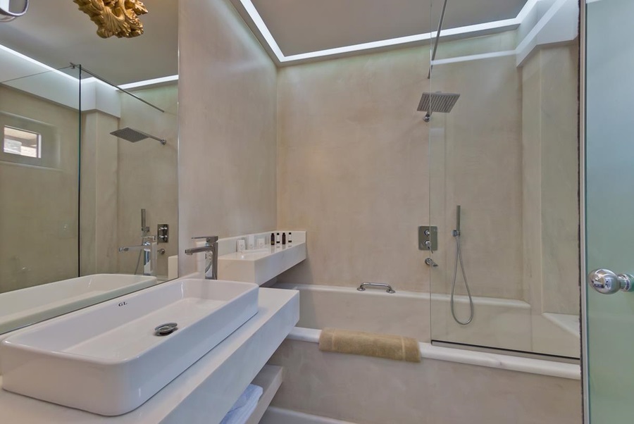 Royal Marmin Bay Boutique & Art Hotel