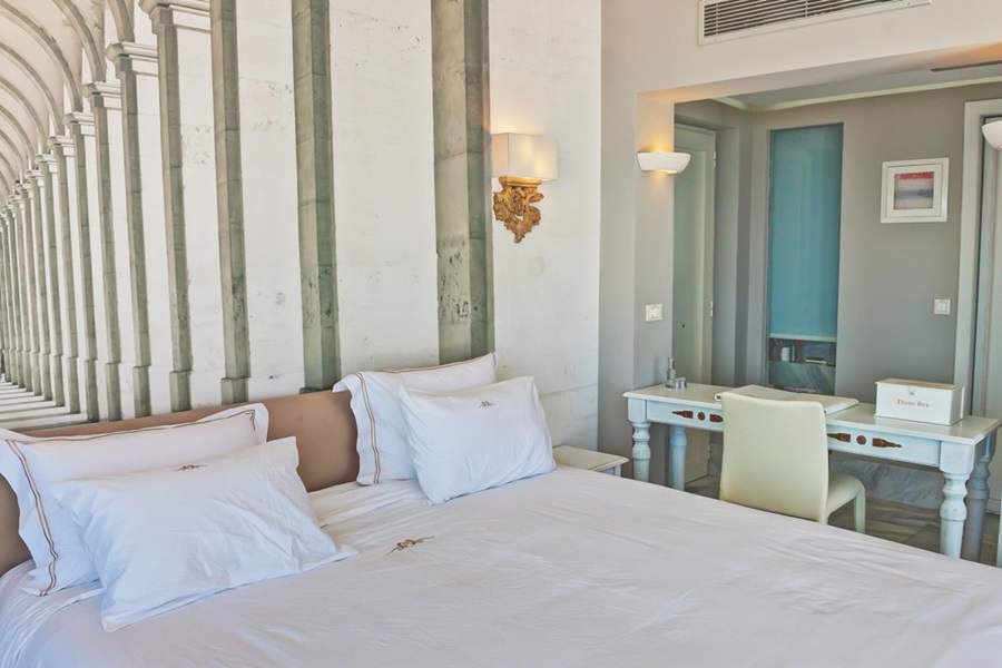 Royal Marmin Bay Boutique & Art Hotel