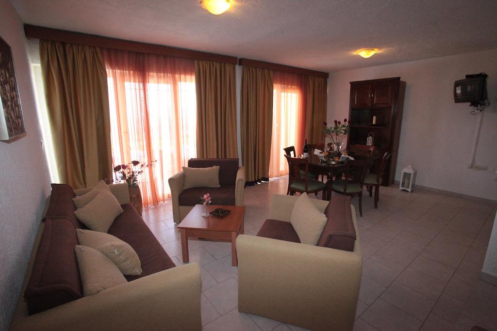 The Traditional Homes of Crete - The Apartments