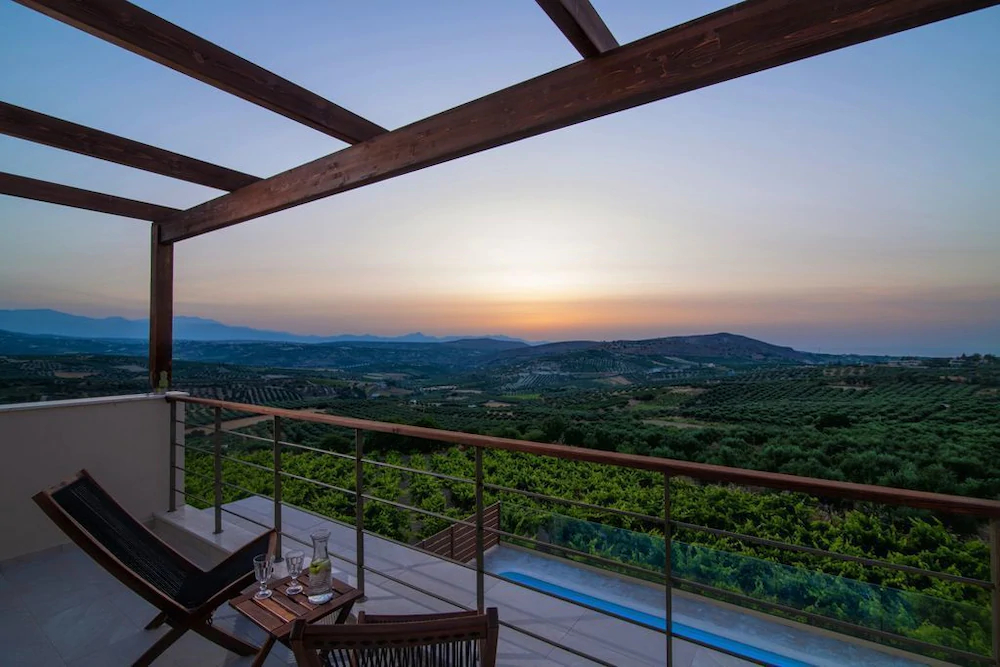 Liatiko Villa Stylish hideaway with pool