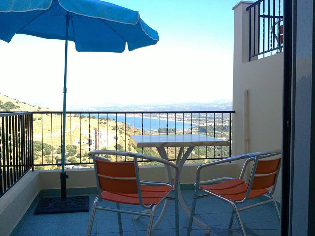 Apartment-Hotel Irida