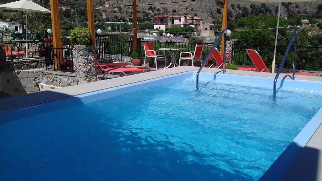 Apartment-Hotel Irida