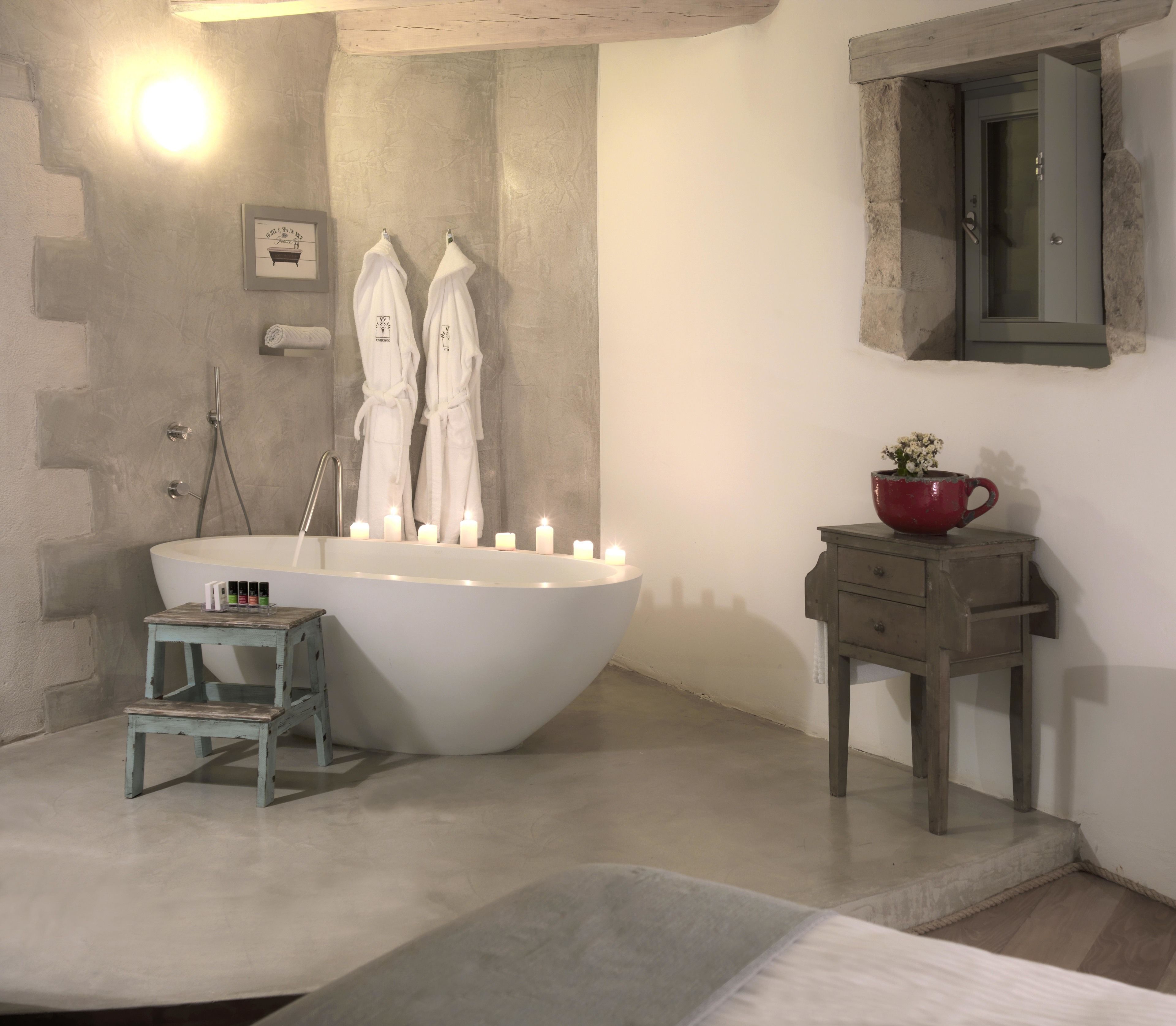 Athermigo Boutique Estate