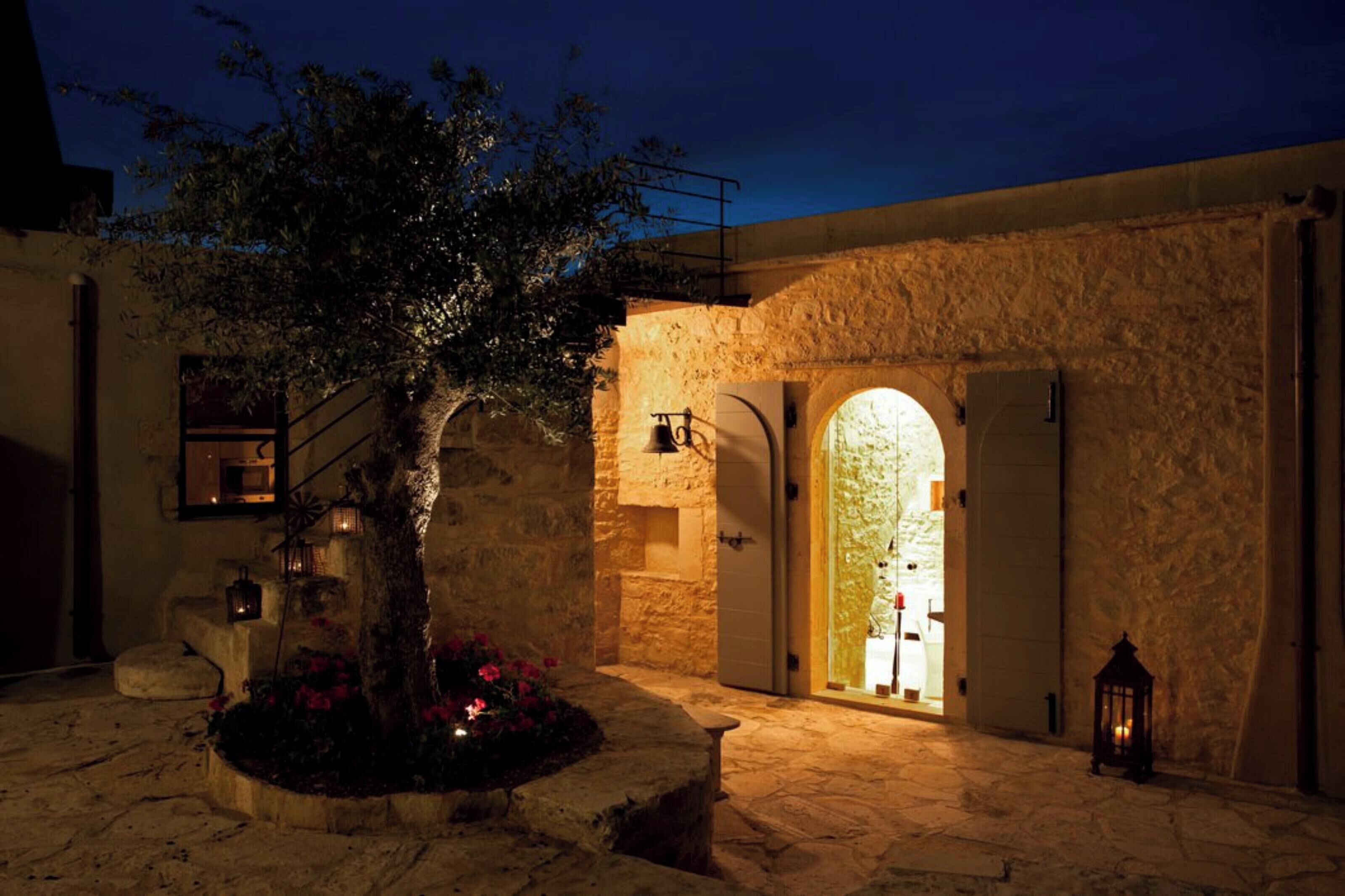 Athermigo Boutique Estate