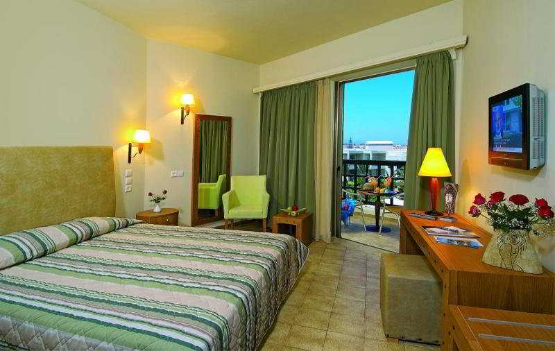 Santa Marina Resort & Spa