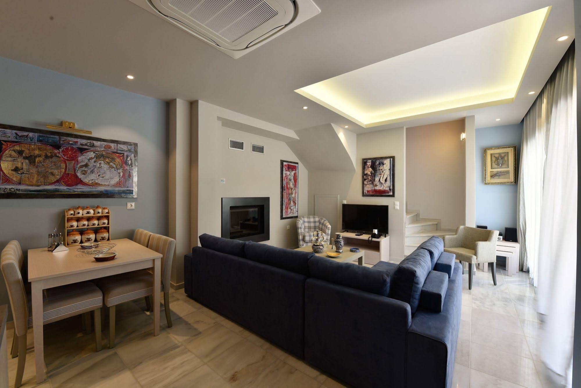 Alexander Hotel Gerakari