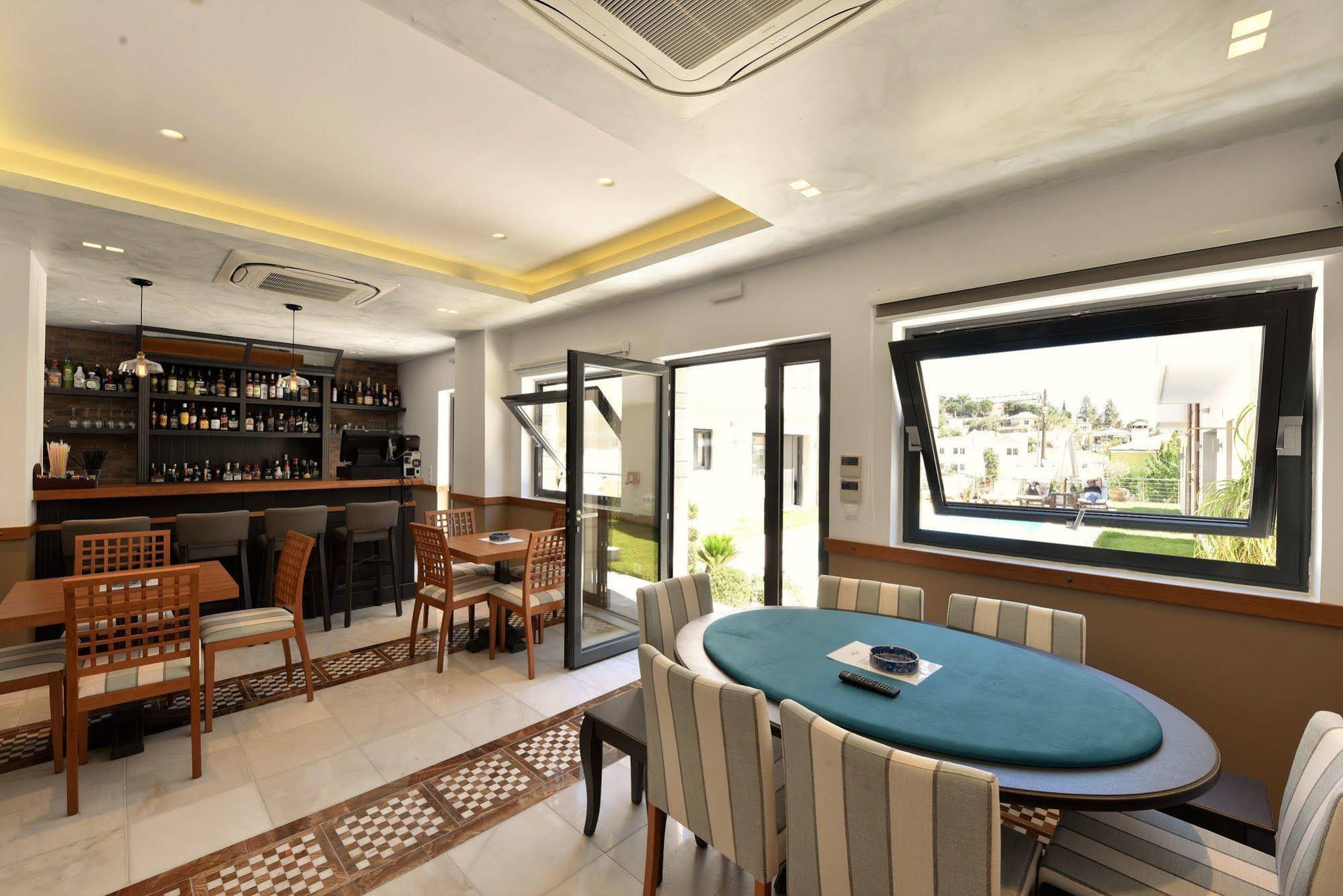 Alexander Hotel Gerakari