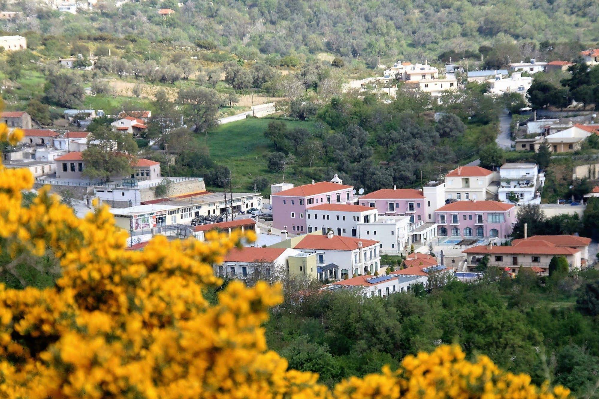 Alexander Hotel Gerakari