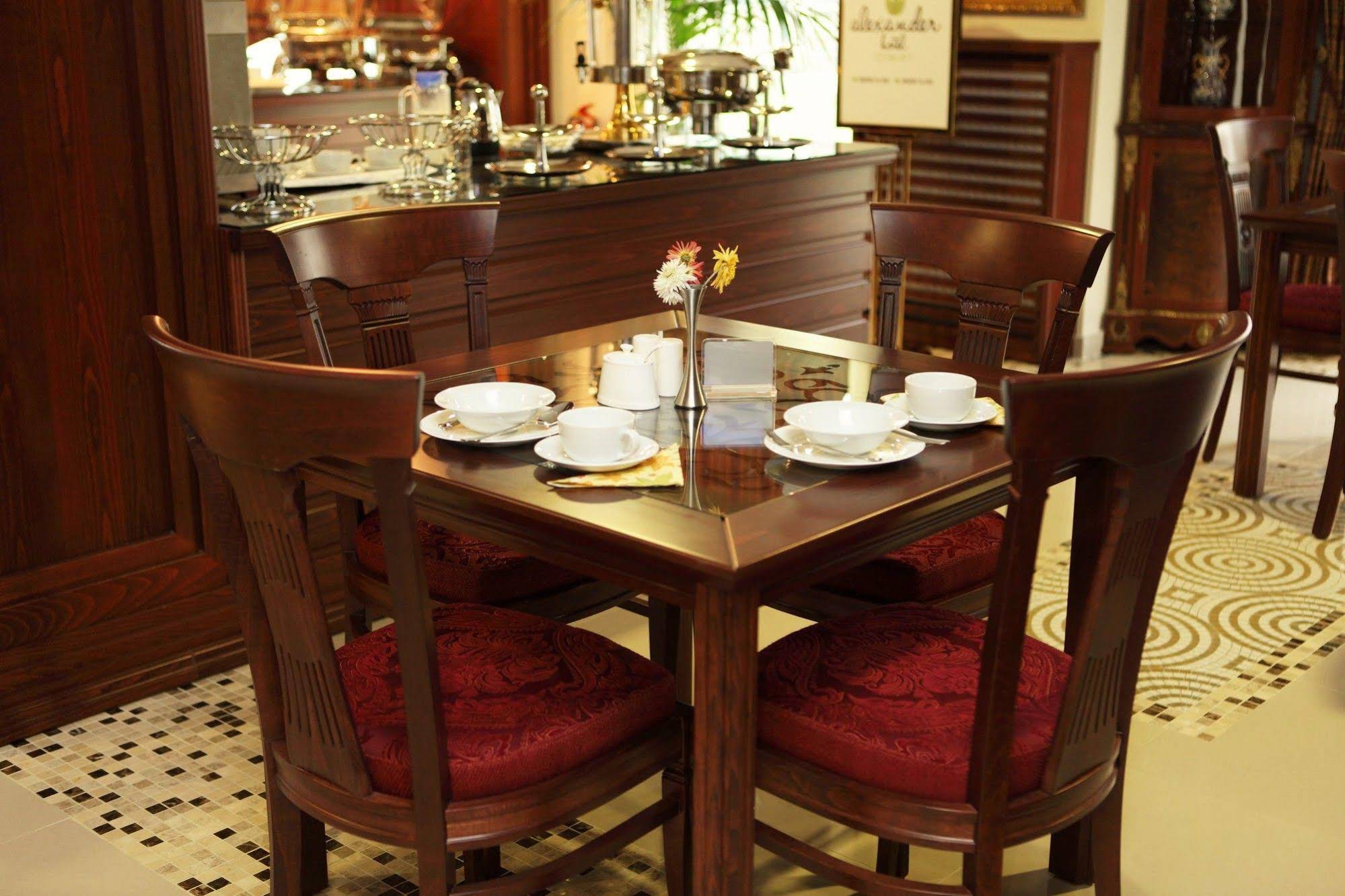 Alexander Hotel Gerakari