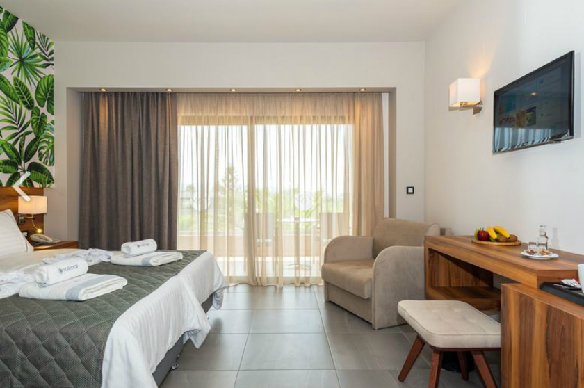 Solimar Aquamarine Hotel