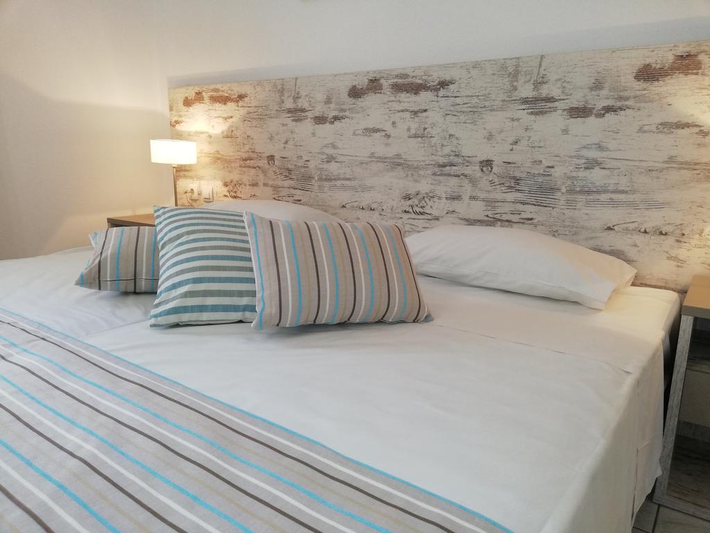 Erato Hotel
