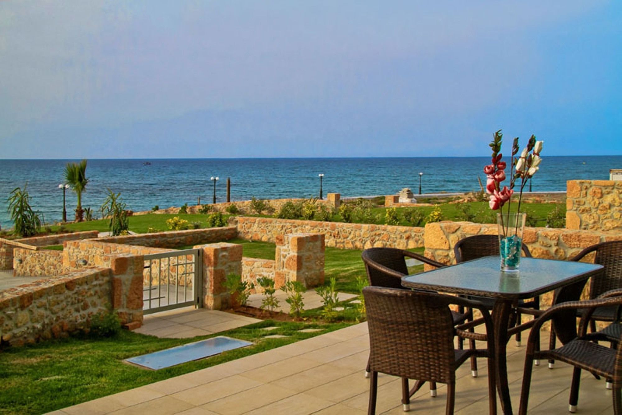 Villas Beach Front Katrin