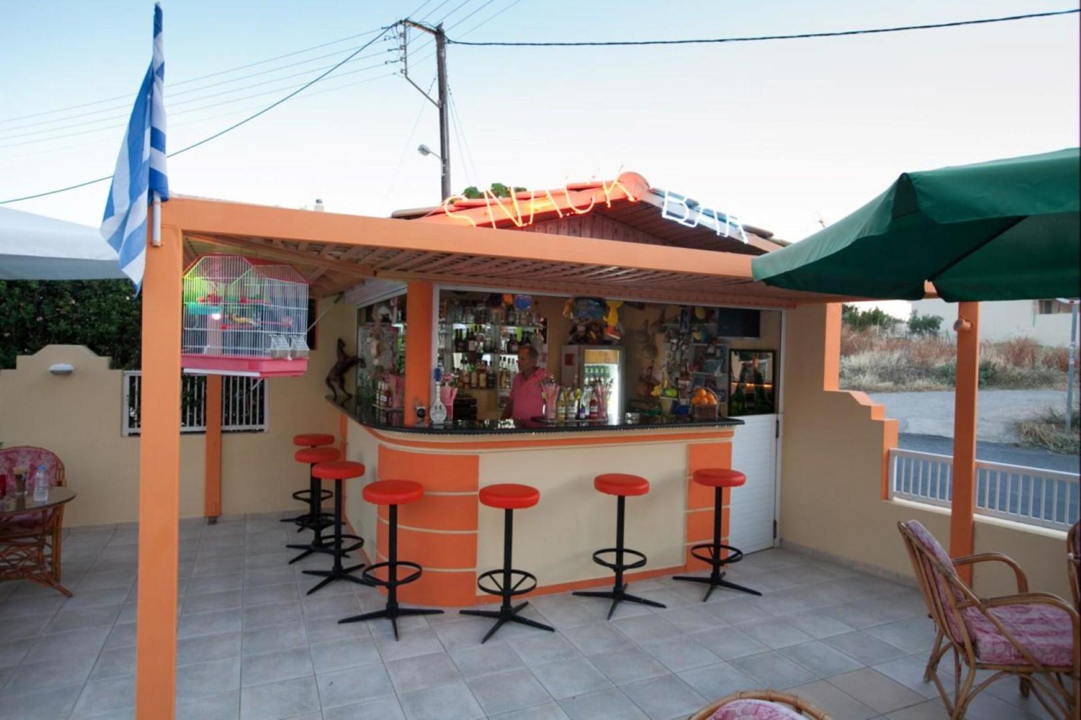 Cosmi Apartments By Estia