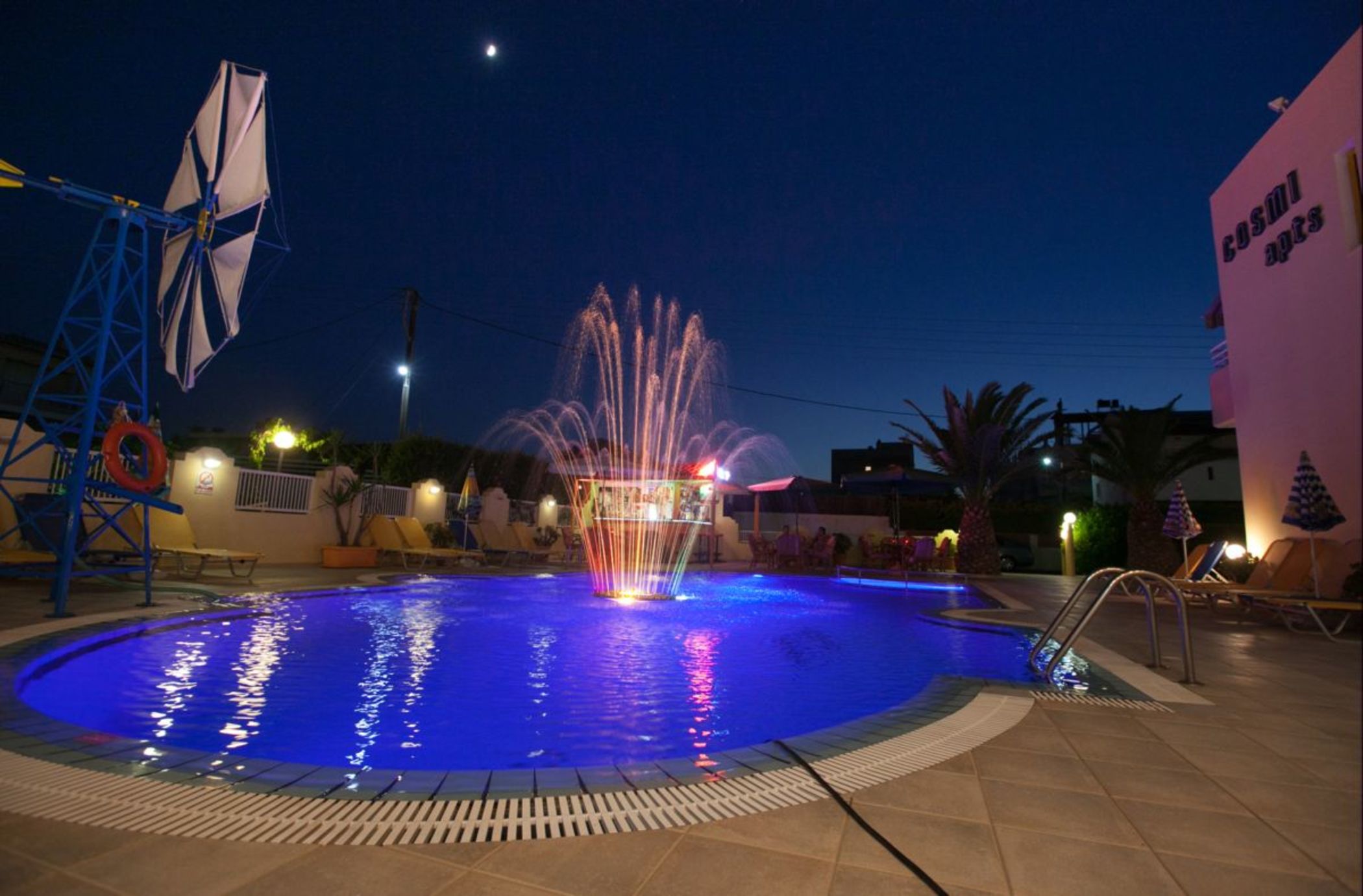 Cosmi Apartments By Estia