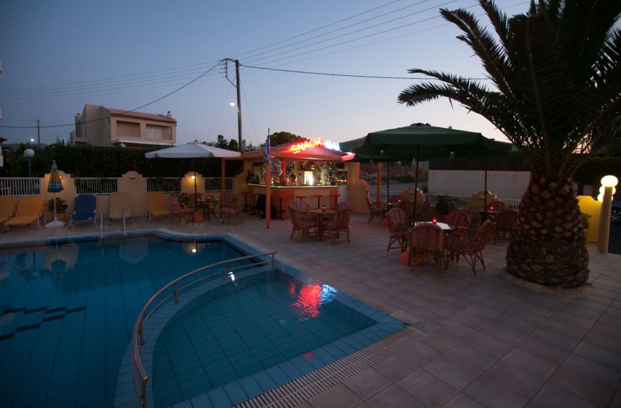 Cosmi Apartments By Estia