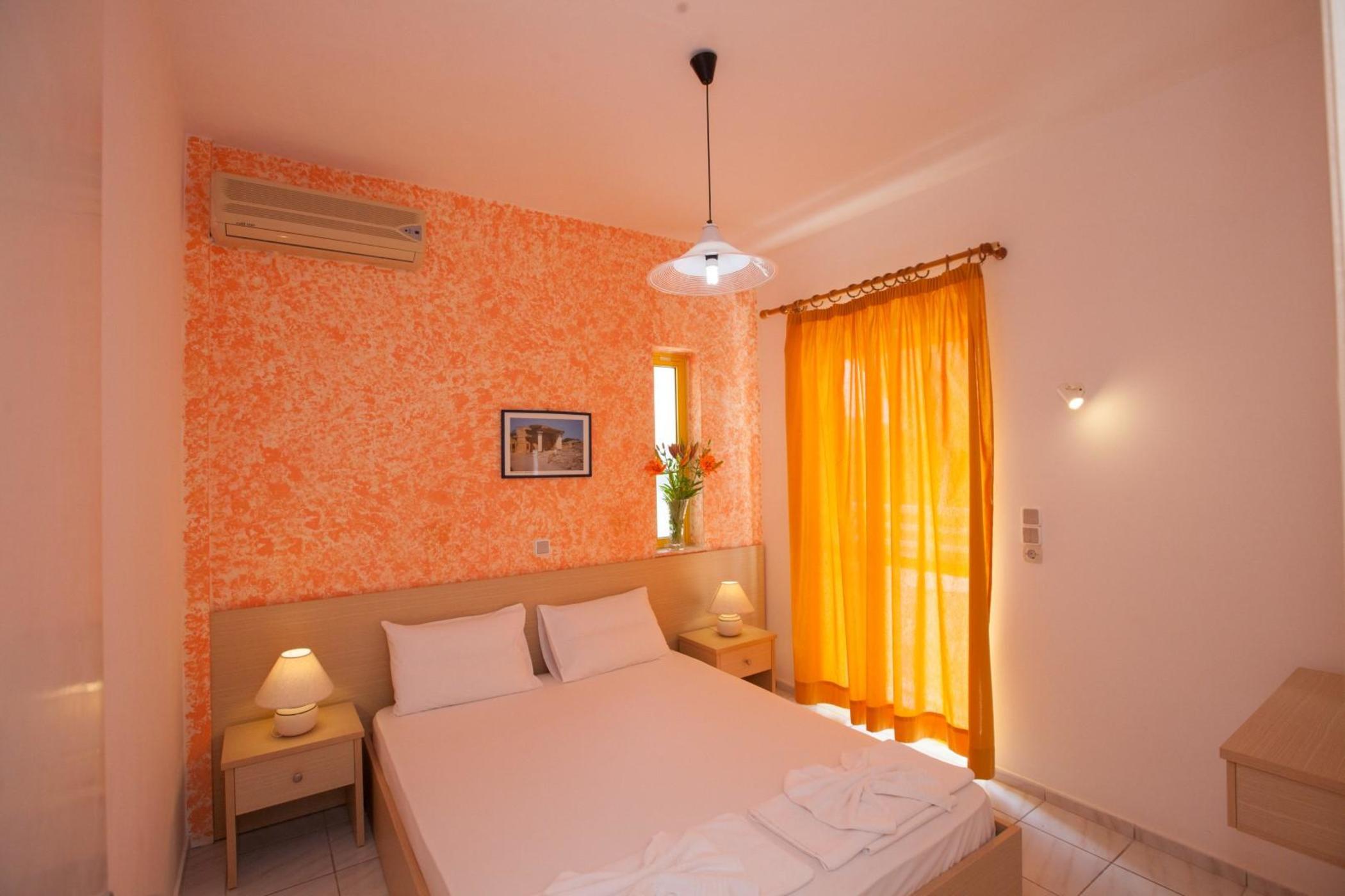 Cosmi Apartments By Estia