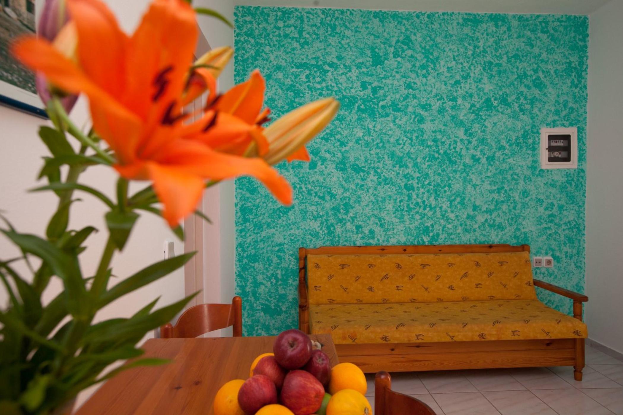 Cosmi Apartments By Estia