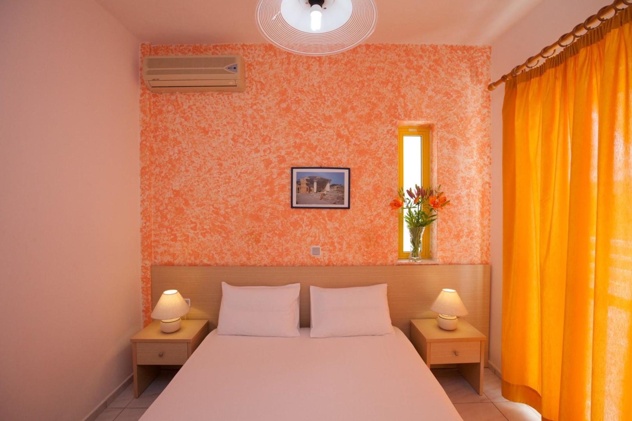 Cosmi Apartments By Estia