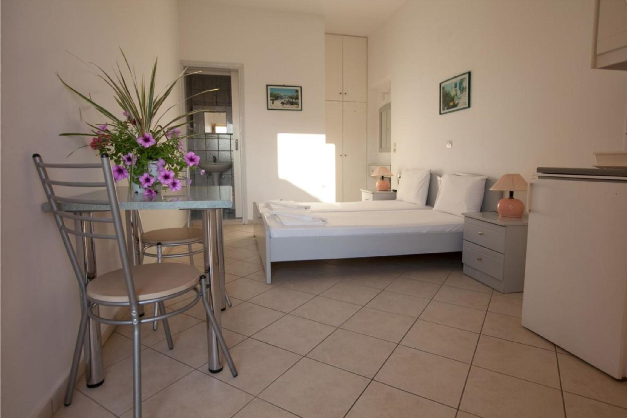 Cosmi Apartments By Estia